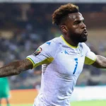 Football laments the untimely death of Gabon attacker Boupendza in the fall.