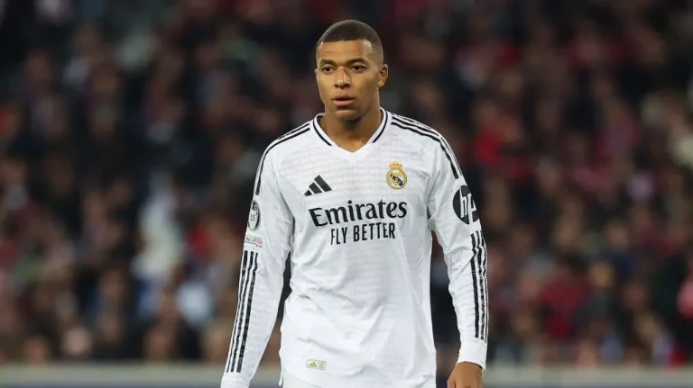 Cafu named Real Madrid’s star player while ignoring Mbappe and Vinicius.
