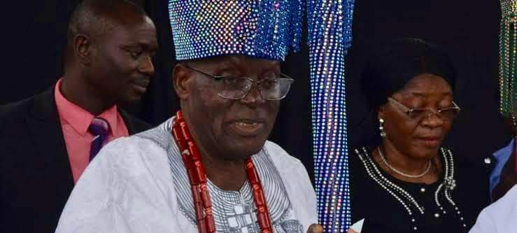 Mogajis is cautioned by Olubadan about insubordination and land grabs.