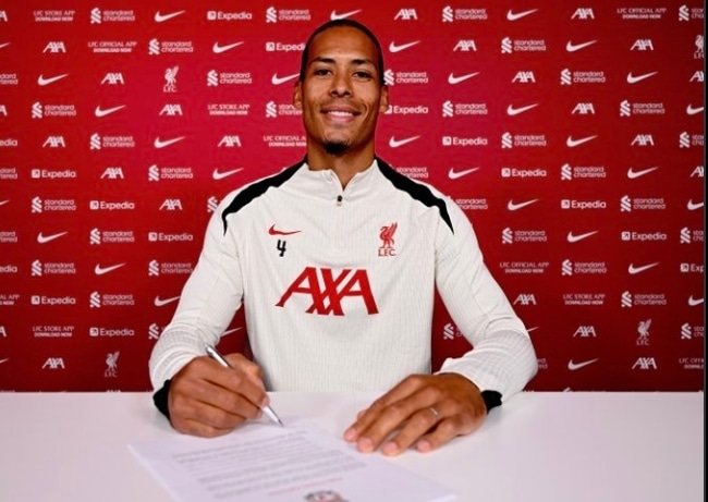Virgil Van Dijk extends his contract with Liverpool for another two years.