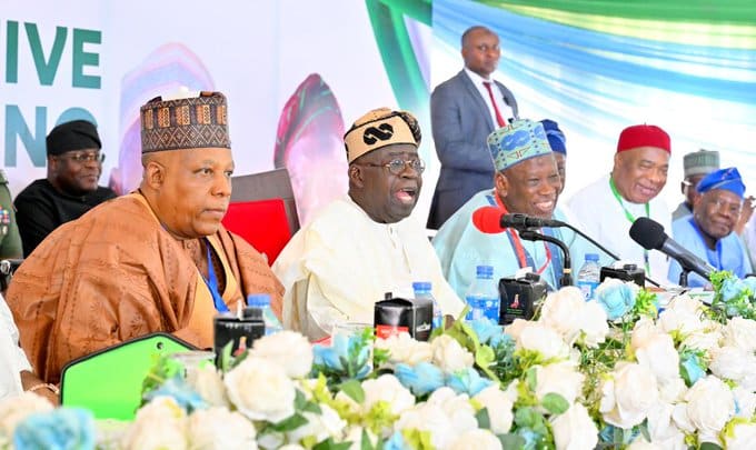 Politics: APC-Presidency Politicians’ Defection Has Disarrayed Opposition Parties