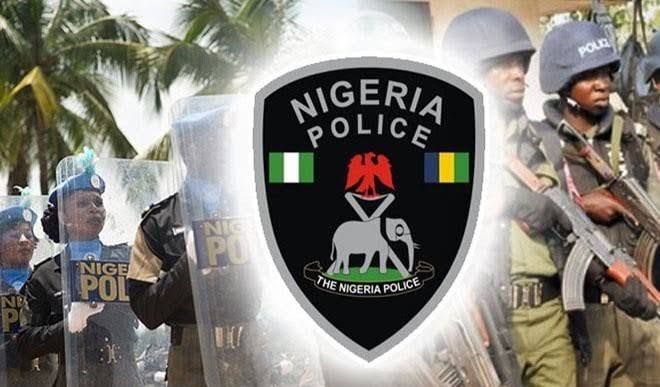 Allegedly, a Rivers Police Inspector in Port Harcourt shoots himself to death.