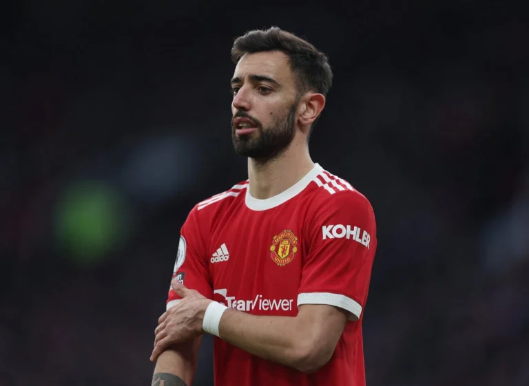 Transfer: Manchester United get an £80 million bid for Bruno Fernandes