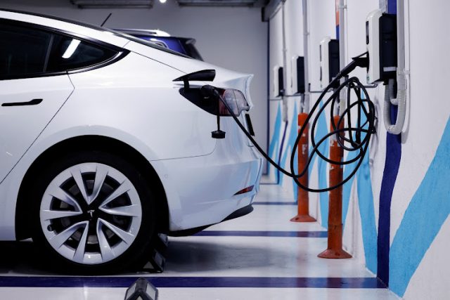 According to the IEA, sales of electric vehicles worldwide will surpass 20 million by 2025.