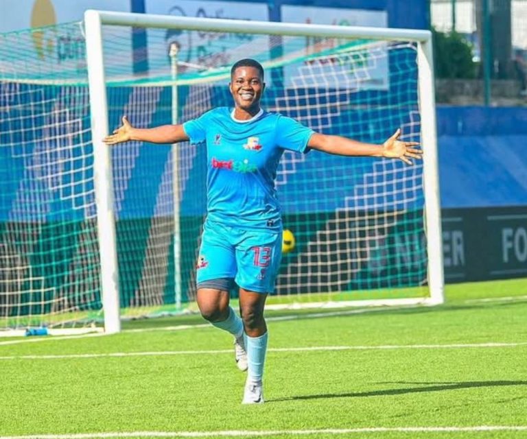 Olamide is congratulated by Remo Stars Ladies for her Super Falcons invitation