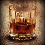 In India, 14 people pass away after consuming poisonous alcohol.