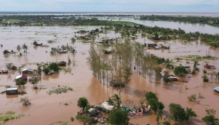 Mokwa floods: Niger government says more than 700 people are still missing