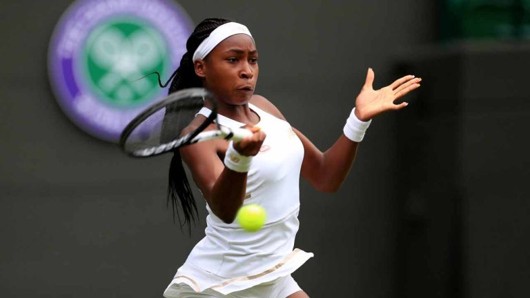 Gauff reaches the French Open quarterfinals again, promises to ‘keep fighting