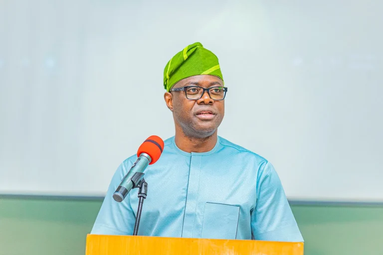 APC members criticize  Makinde for allegedly mishandling finances