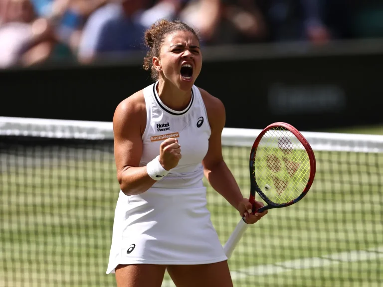 Svitolina shocks Paolini to advance to the quarter-finals of the French Open