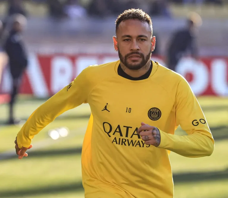 Transfer: Neymar pursued by Champions League clubs