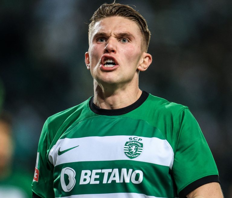 Viktor Gyokeres sacrifices his pay in order to join Arsenal.
