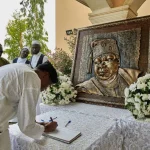 Ijebuland’s Awujale: Markets close as Gbenga Daniel and others pay respects