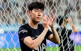 Son of the departing Spurs captain breaks down in tears on a bittersweet evening