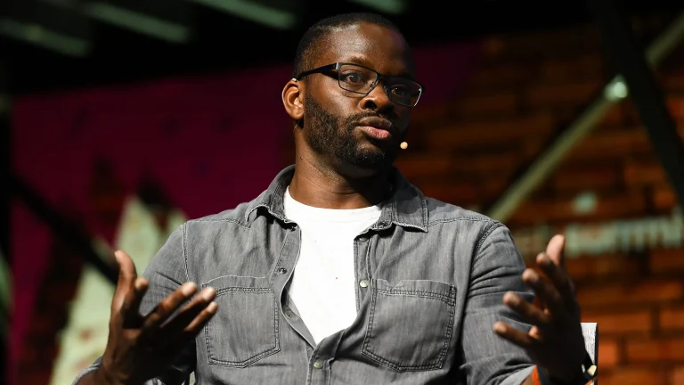 SPORTEPL: ‘They no longer play good football’ – Saha surprised Arsenal signed ‘unskillful’ Gyokeres