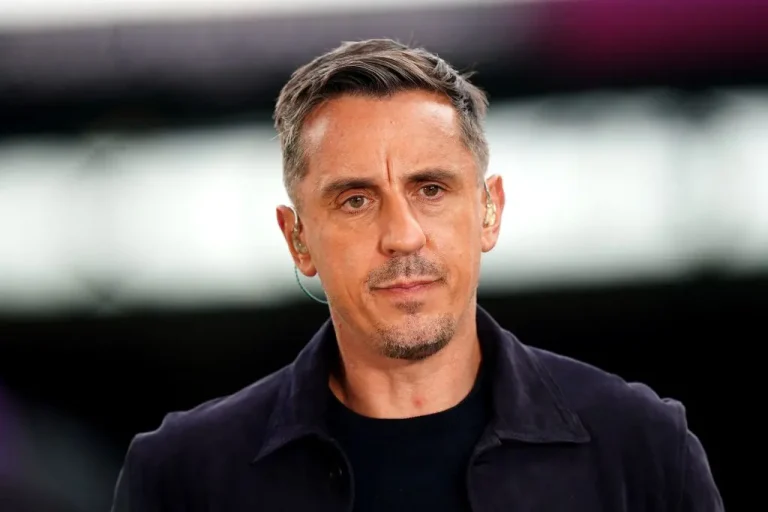 SPORTEPL: Gary Neville identifies three strikers that are superior to Pedro and Delap of Chelsea