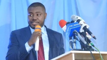 Agbese: Representatives are not planning a revolt against the House Leadership.