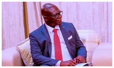 “Not kind of money Nigerian Govt needs” is how Abati responds to Melaye’s remarks about Opay and Moniepoint.
