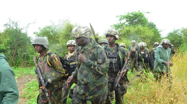 Kwara: Soldiers capture an AK-47 rifle, ammunition, and one bandit.
