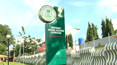 Warri indigenes storm INEC Headquarters, demand halt to voter registration.