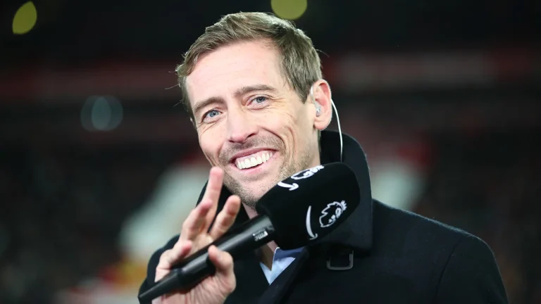 EPL: Peter Crouch criticizes Manchester United for not resolving a significant issue at Old Trafford
