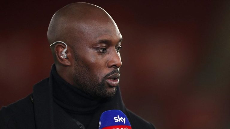 Carlton Cole challenges Chelsea’s decision to let Jackson leave, saying it’s “his teammates’ dream.”