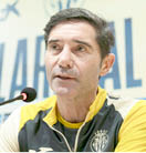 Against Man City, Marcelino is prepared to “enjoy and suffer.”