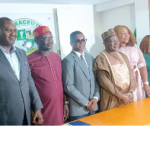 The Pharmaceutical Society of Nigeria (PSN) has accused the Federal Government (FG) of favouring doctors more than other health professionals.