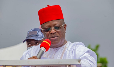 Despite reservations, Umahi defends the use of wire mesh in the construction of the Ore-Akure road.