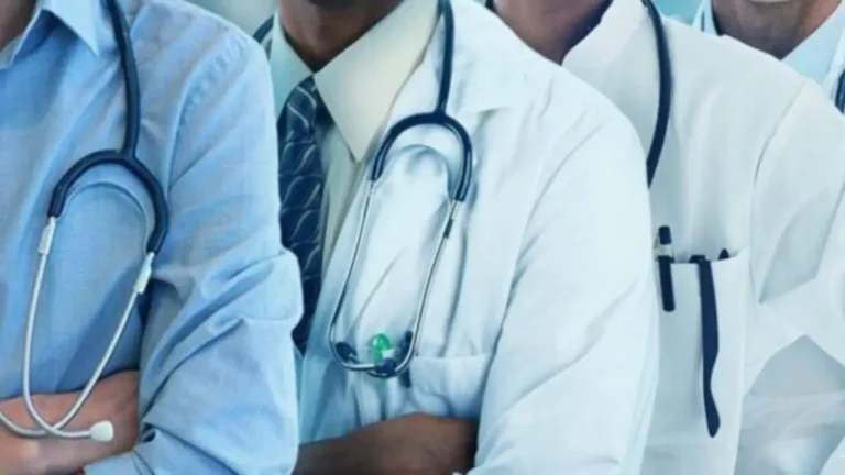 Doctors warn Nigerian government: “We’re not slaves, enough is enough.”