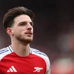Declan Rice of Arsenal tells Caicedo of Chelsea, “I’ll be ready.”