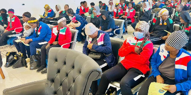 Eighty Nigerians in detention camps are deported by Libya
