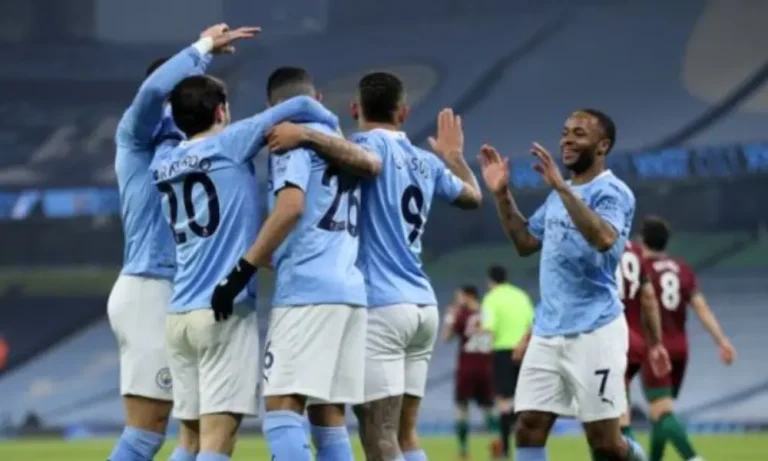 After an exciting victory against Fulham, Man City is now two points behind Arsenal.