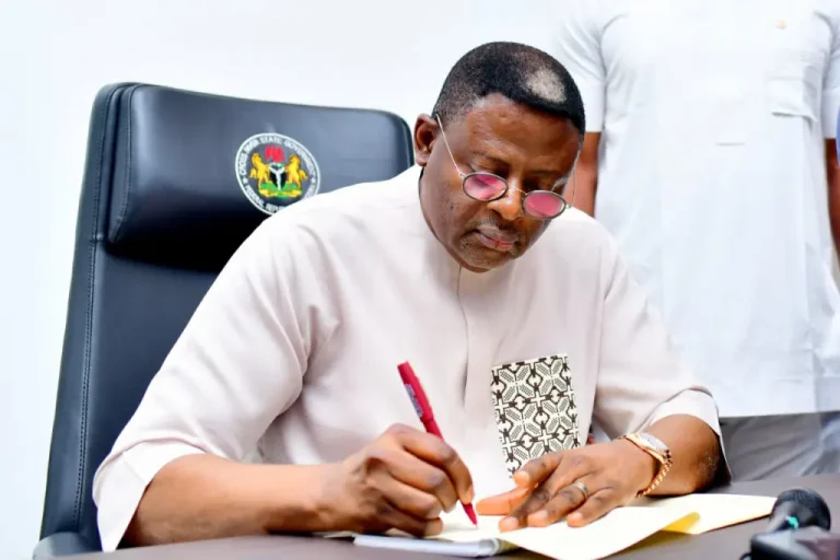 NEWSOtu signs four laws to overhaul the health sector in Cross River