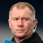 Scholes criticizes Odegaard, saying, “He’s a big problem for Arsenal, doesn’t play his position properly.”