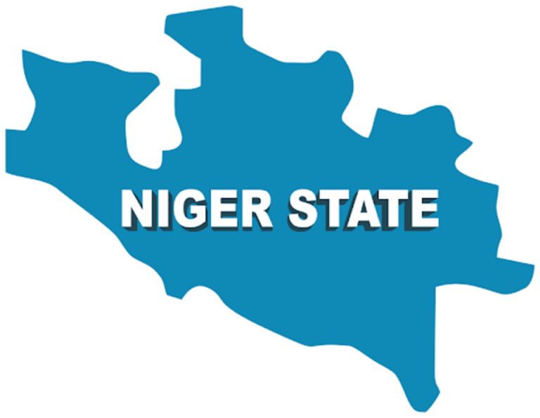 In Niger, locals run as bandits kill three and hurt others.