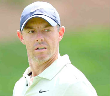 In an open Augusta match, McIlroy aims for a rare Masters repeat.