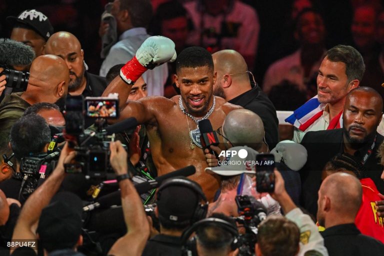 Joshua hopes to win the third world title.