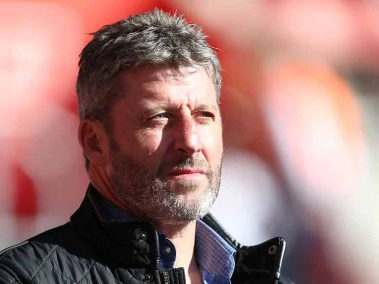 EPL: Andy Townsend advises Alonso to take over for the Chelsea player, saying he will disappoint you.