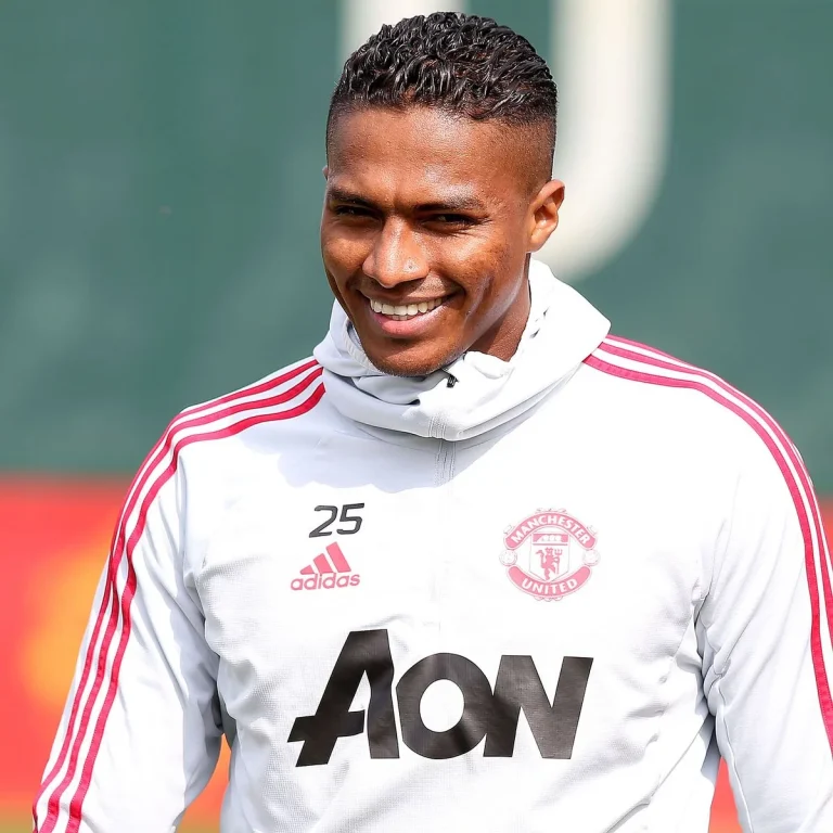 Antonio Valencia selects a player to compete for the Golden Boot in the 2026 World Cup